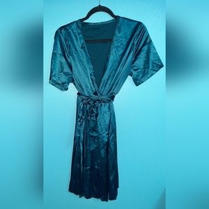 Exlura green tie dress